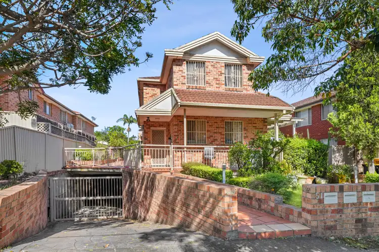 3/51 Gould Street, Campsie NSW 2194