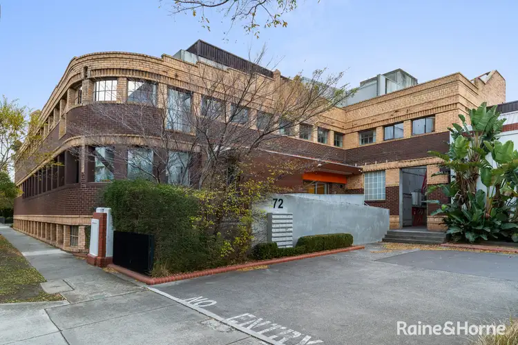 4/72 Cross Street, Footscray VIC 3011