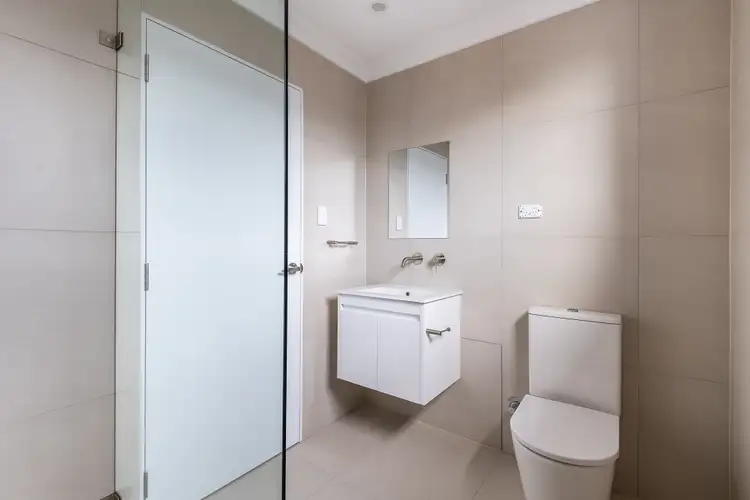 Fifth view of Homely unit listing, 4/2 Shellys Lane, Marrickville NSW 2204