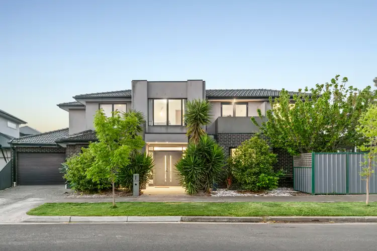 2A Viola Avenue, Brooklyn VIC 3012