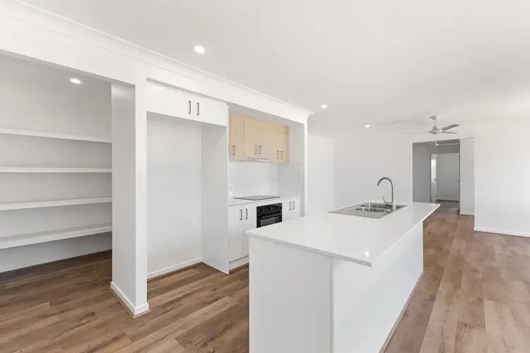 12 Windflower Road, Burrum Heads QLD 4659