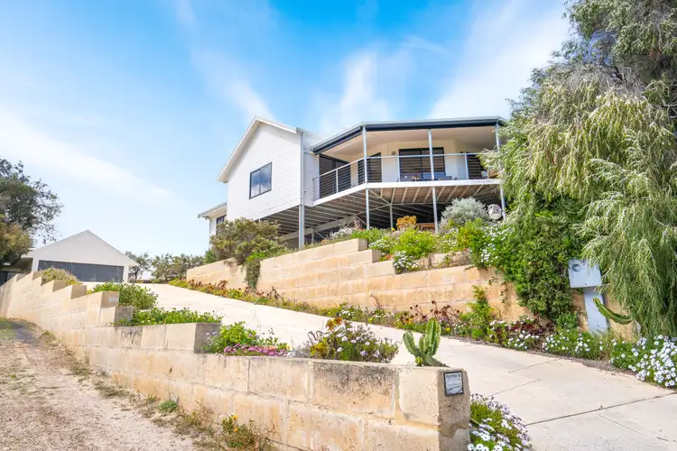 Fourth view of Homely house listing, 2 McCourt Place, Peppermint Grove Beach WA 6271