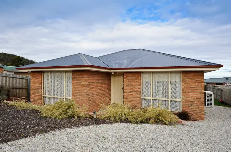 7 Mariah Crescent, Oakdowns TAS 7019