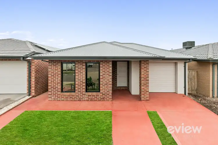 33 Otago Grove, Werribee VIC 3030