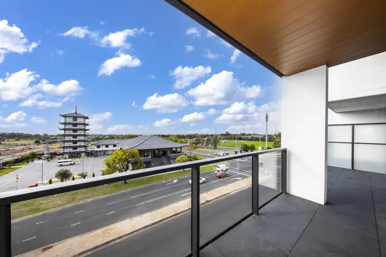 Second view of Homely house listing, 307a/118 Cairnlea Drive, Cairnlea VIC 3023