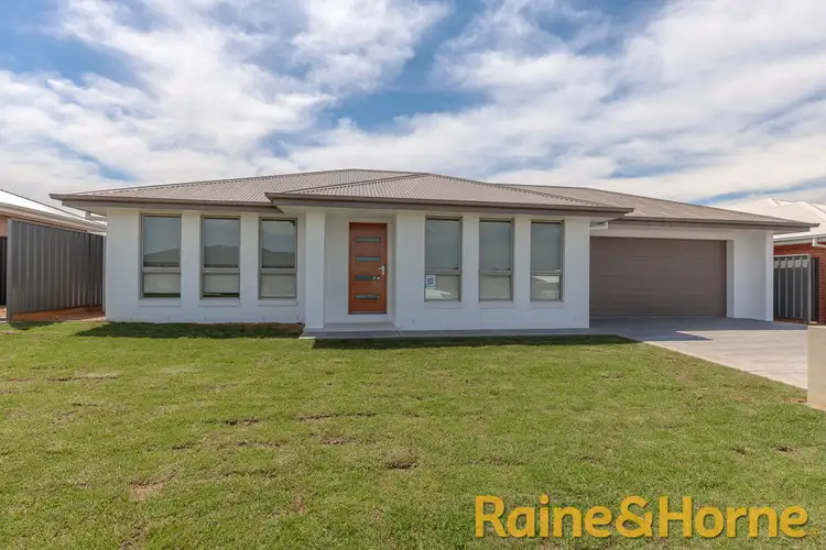 11 Violet Circuit, Dubbo NSW 2830