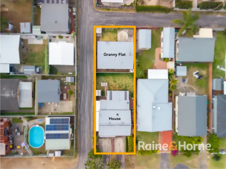 Second view of Homely house listing, 11 Alma Avenue, Blackwall NSW 2256