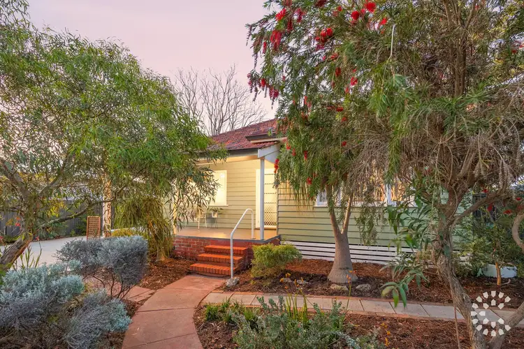 140 Lefroy Road, Beaconsfield WA 6162