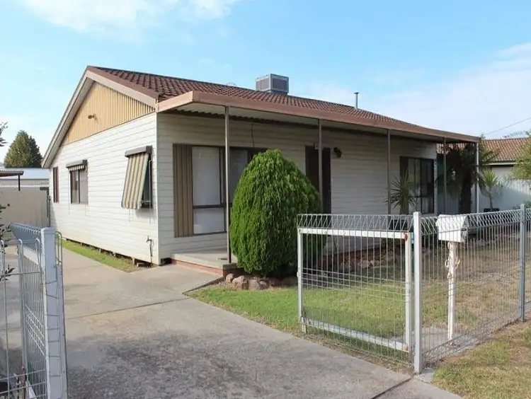 446 Douglas Road, Lavington NSW 2641