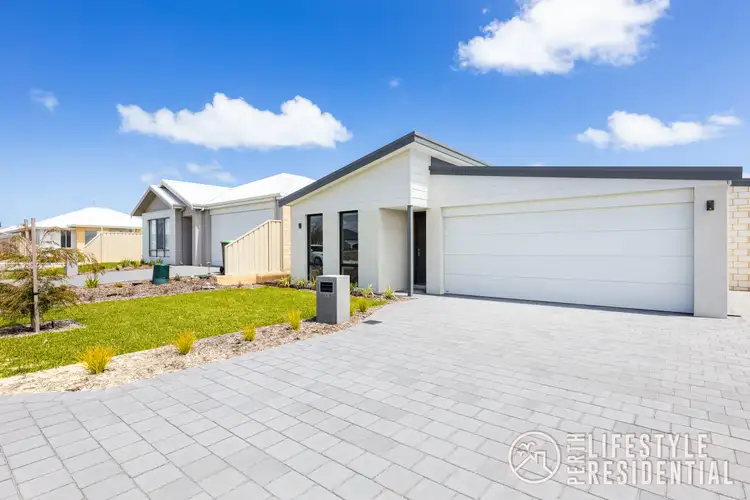 33 Dunraven Road, Two Rocks WA 6037