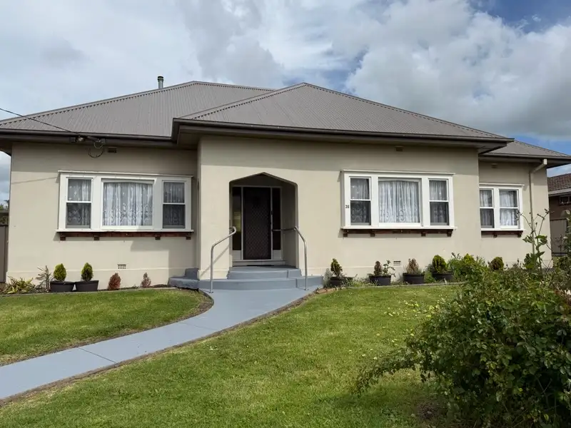 Main view of Homely house listing, 28 Scoresby Street, Hamilton VIC 3300