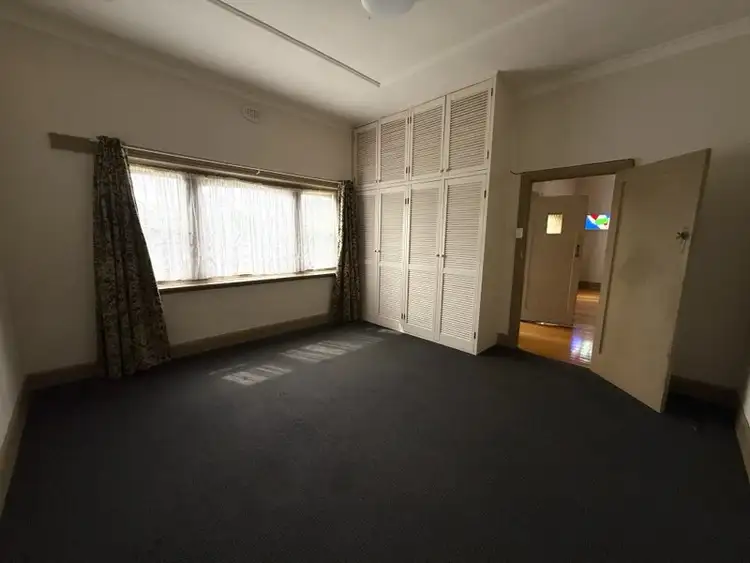 Fifth view of Homely house listing, 28 Scoresby Street, Hamilton VIC 3300