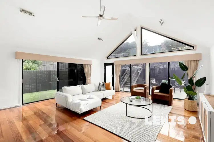 40 Devereaux Street, Oak Park VIC 3046