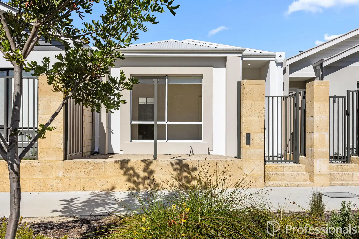 Main view of Homely house listing, 16 Brilliant Boulevard, Mandogalup WA 6167