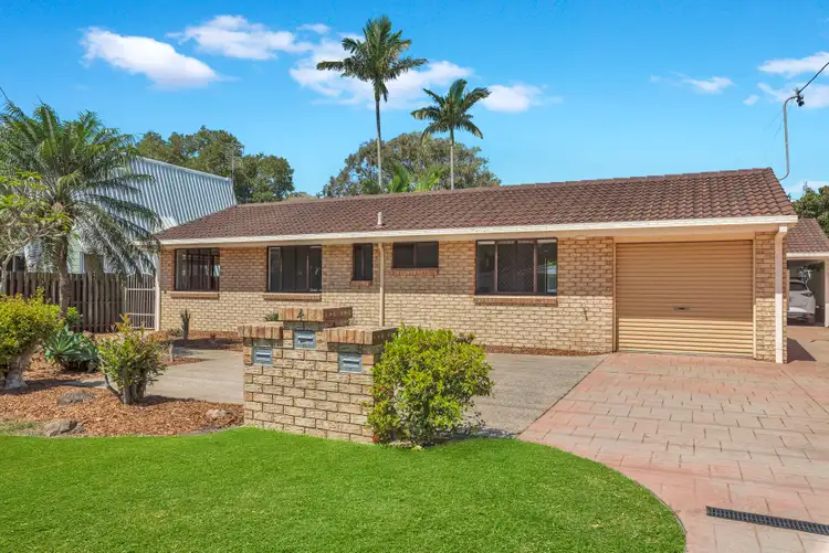 1/4 Seabreeze Avenue, Coolum Beach QLD 4573