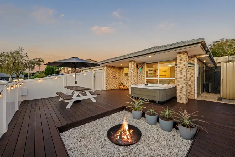 1/3 Parkland Place, Banora Point NSW 2486