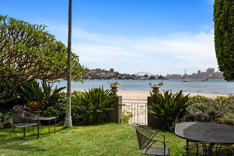 744 New South Head Road