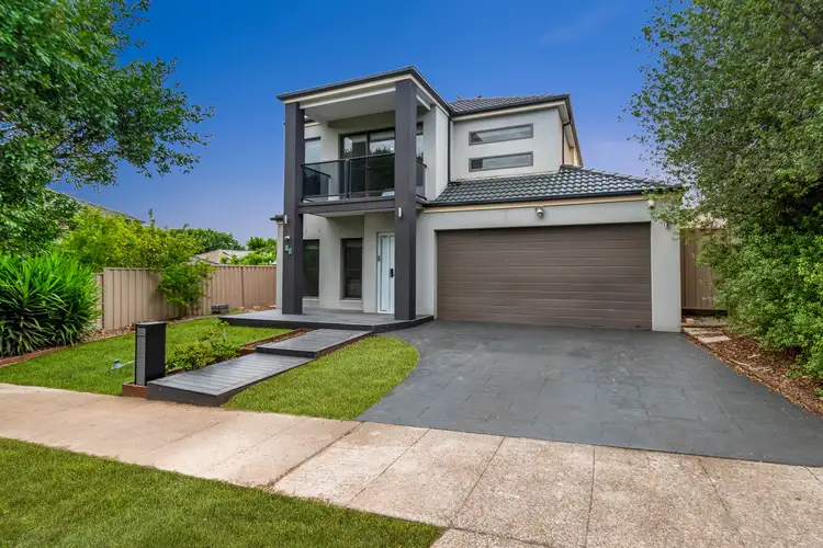 14 Durrol Way, Caroline Springs VIC 3023