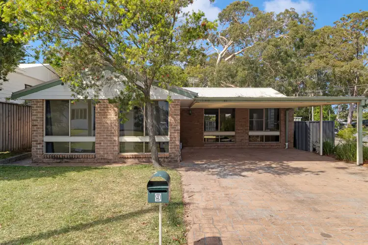9 Altona Avenue, Bateau Bay NSW 2261