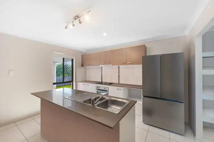 Fifth view of Homely house listing, 4 Robinson Place, New Auckland QLD 4680