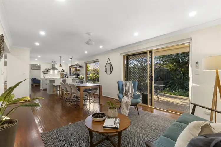 8 Aydon Court, Keperra QLD 4054