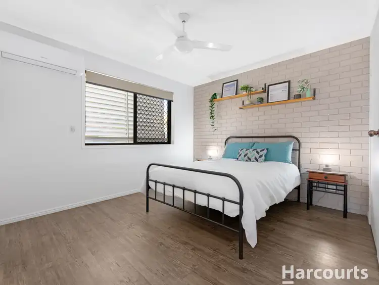 Fourth view of Homely townhouse listing, 4/233 Torquay Terrace, Torquay QLD 4655