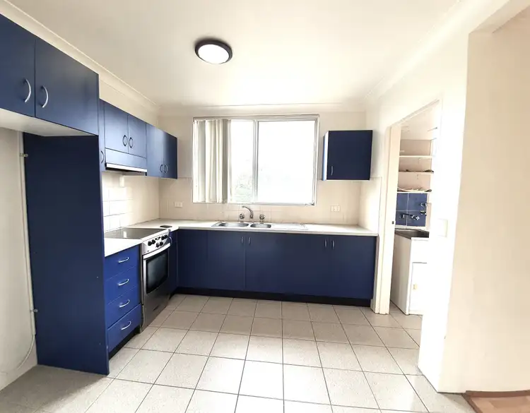 Fifth view of Homely apartment listing, U3/24-26 KIORA RD, Miranda NSW 2228
