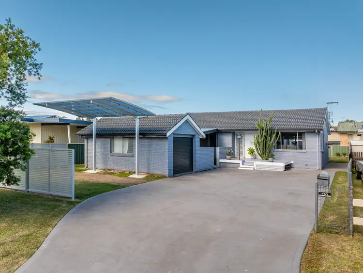 4 Dolphin Avenue, Batemans Bay NSW 2536