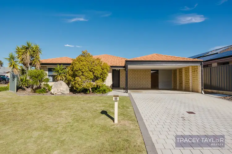 8B Holwell Gardens, Clarkson WA 6030