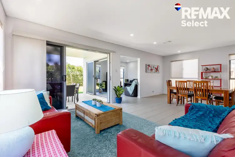 Seventh view of Homely house listing, 21 Salisbury Place, Ooralea QLD 4740