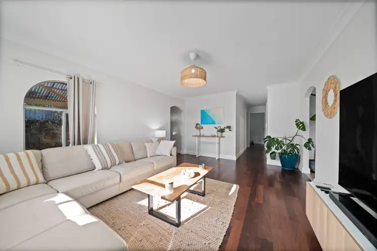 Sixth view of Homely house listing, 10 Bayou Court, Heathridge WA 6027