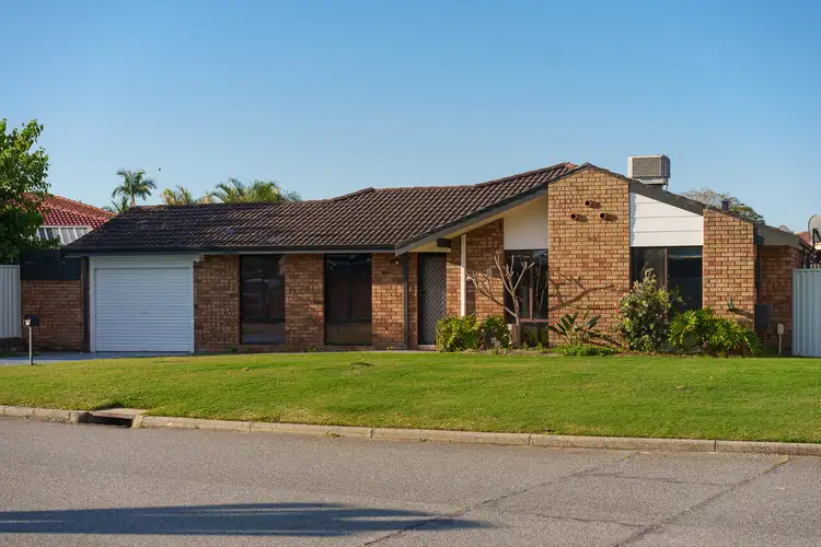 2 Edgeview Mews, Ballajura WA 6066