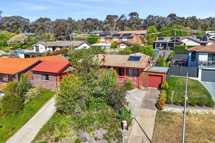 19 Sturdee Crescent, Monash ACT 2904