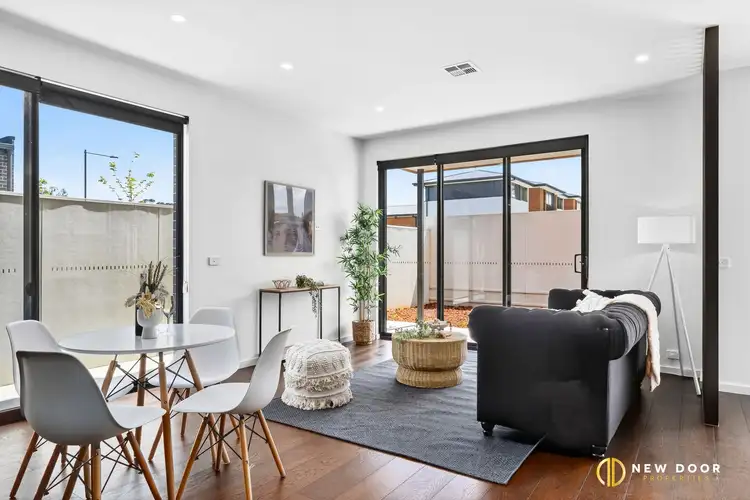 Fifth view of Homely townhouse listing, 8 Judith Macintosh Crescent, Taylor ACT 2913