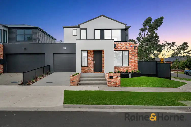 13 Ken James Place, Burnside Heights VIC 3023