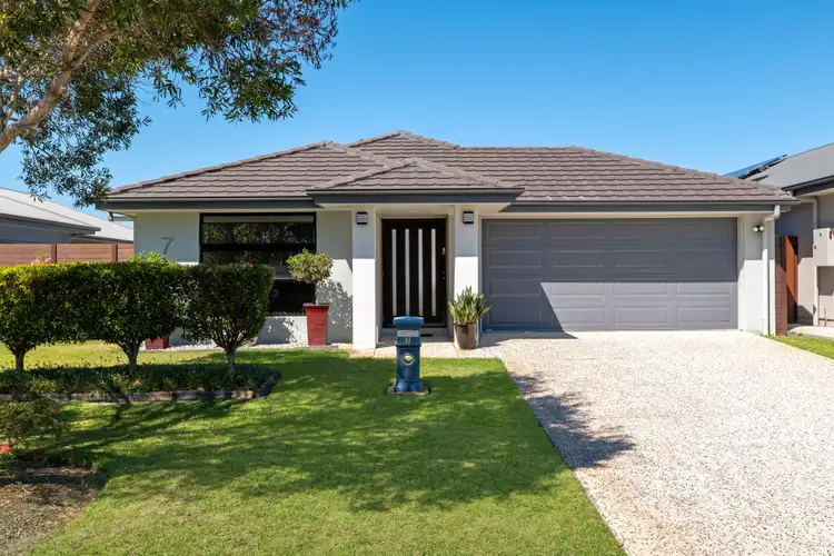 7 Burdekin Place, Pelican Waters QLD 4551