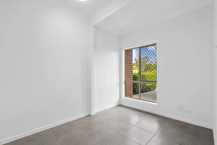 Third view of Homely house listing, 9/187 Warwick Road, Churchill QLD 4305