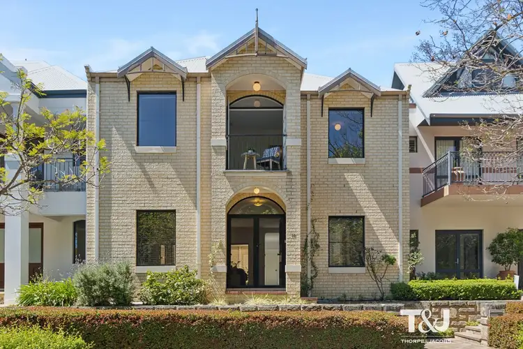 16 Juniper Bank Way, Subiaco WA 6008