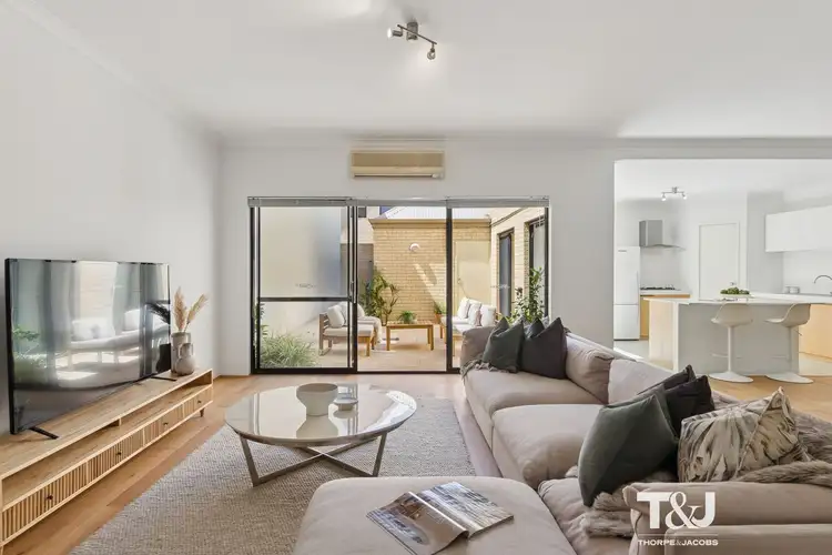 16 Juniper Bank Way, Subiaco WA 6008