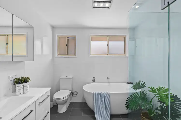 Fifth view of Homely house listing, 8 Ruth Place, Bateau Bay NSW 2261