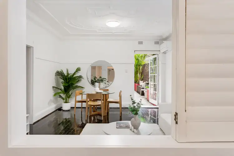 Fifth view of Homely apartment listing, 2/154 Beach Street, Coogee NSW 2034