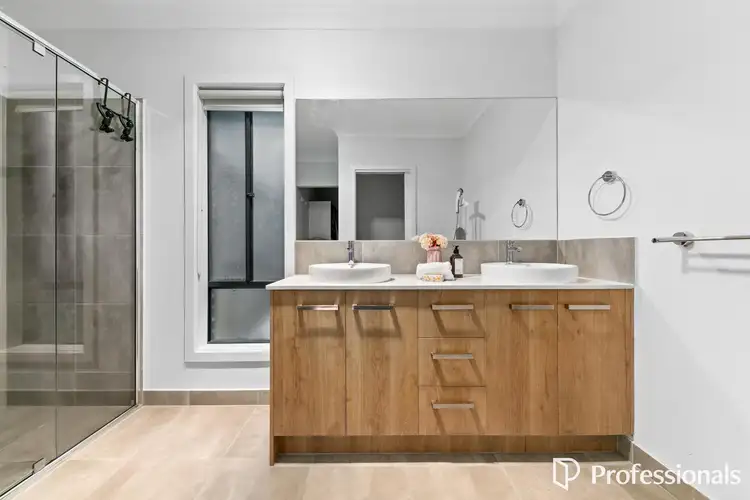 Fourth view of Homely house listing, 15 Empire Avenue, Burnside VIC 3023