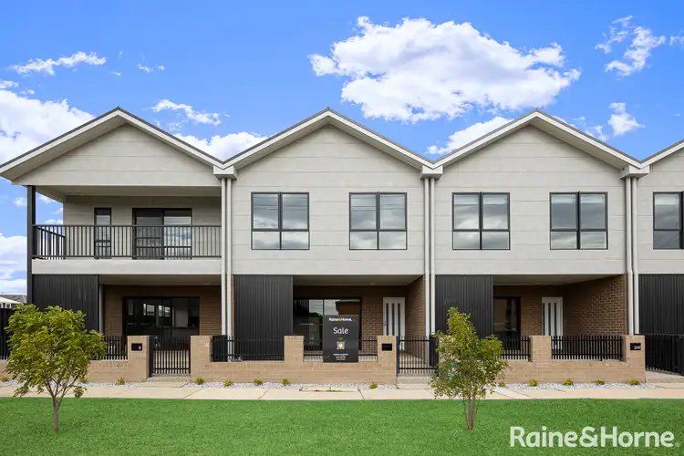 242 Kincaid Street, Wagga Wagga NSW 2650