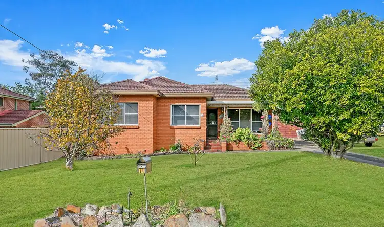 11 Fuller Street, Seven Hills NSW 2147