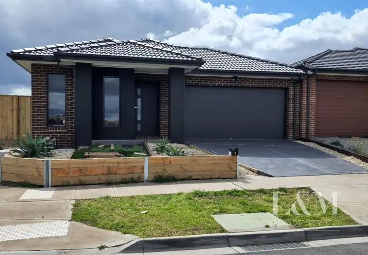 2 Fabular Street, Donnybrook VIC 3064