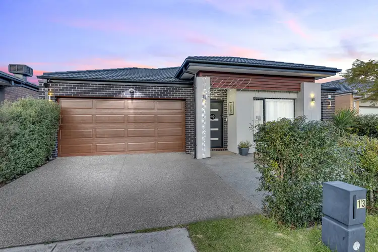 13 Ravenshaw Chase, Tarneit VIC 3029