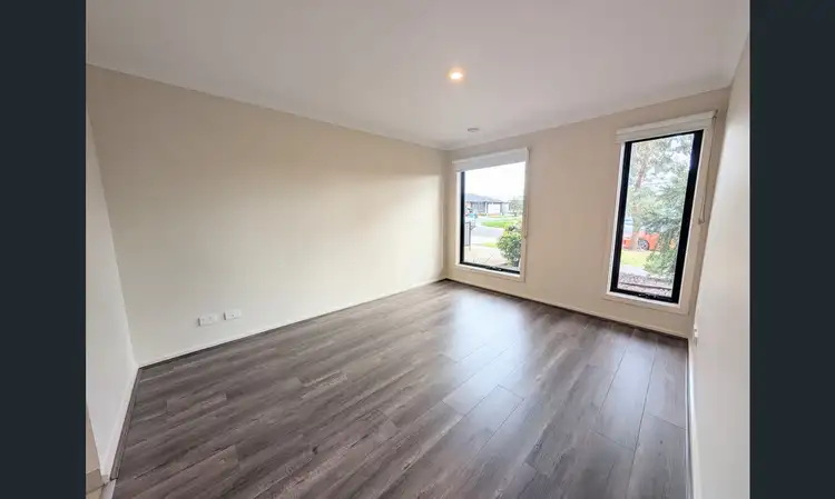 Fifth view of Homely house listing, 70 Streamside Drive, Craigieburn VIC 3064