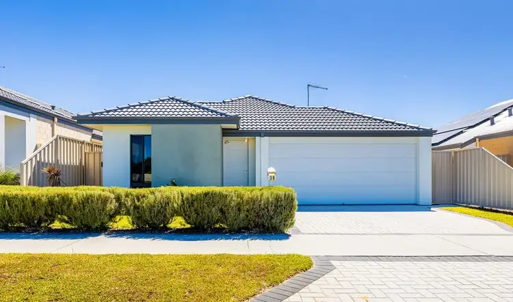 38 Fortescue Boulevard