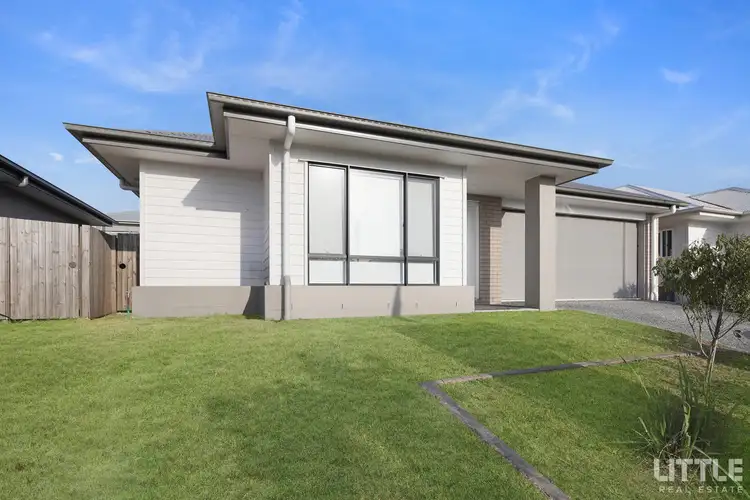 9 Flint Place, Park Ridge QLD 4125
