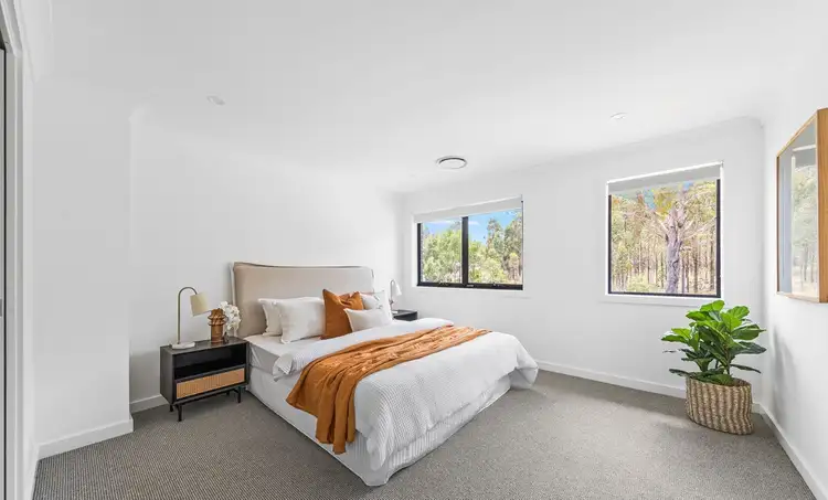 Fifth view of Homely house listing, 2 Callistemon Circuit, Jordan Springs NSW 2747